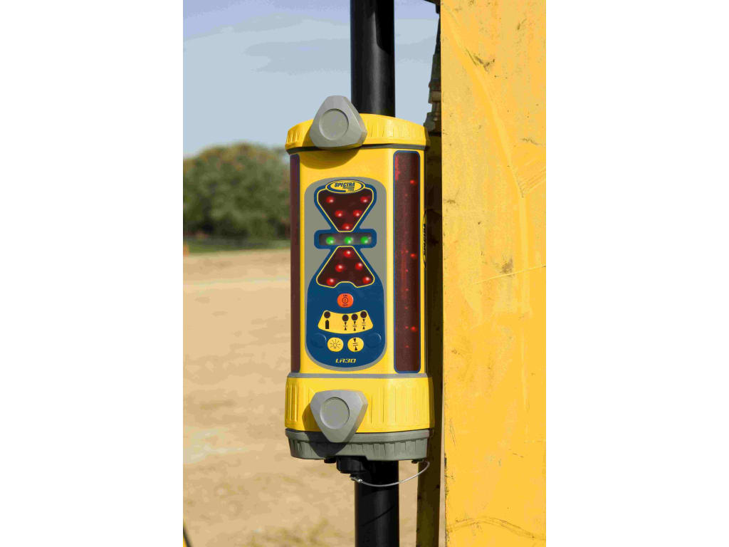 Spectra LR30W Receiver with RD20 and Magnetic Mount